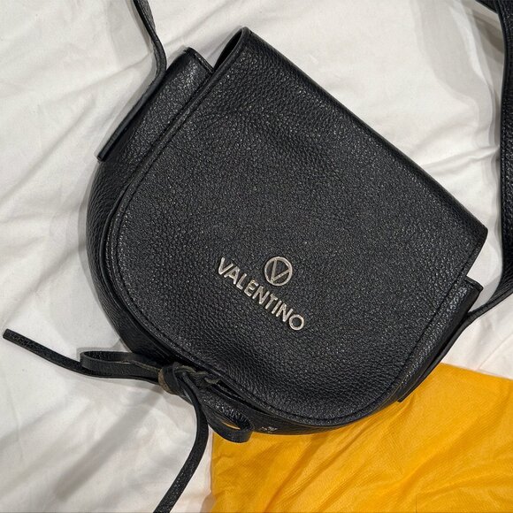Valentino crossbody bag - excellent condition - Picture 3 of 4